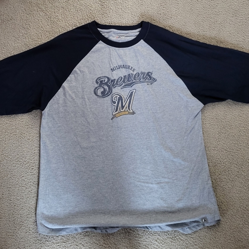 Milwaukee Brewers XLT 100% cotton tee